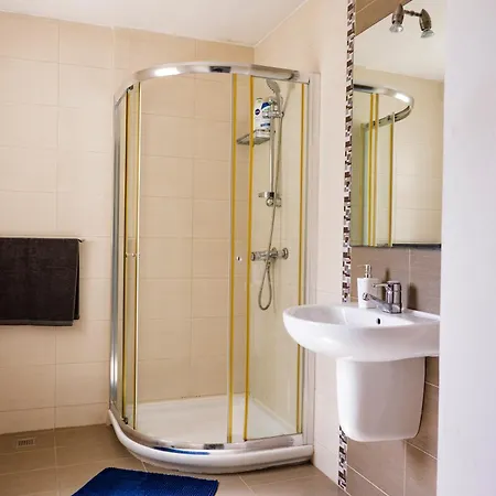 St Julians Balutta Bay Huge Flat! -2min From Seafront