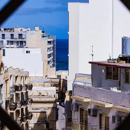 St Julians Balutta Bay Huge Flat! -2min From Seafront Appartement San Ġiljan