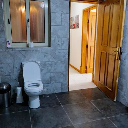 St Julians Balutta Bay Huge Flat! -2min From Seafront San Ġiljan