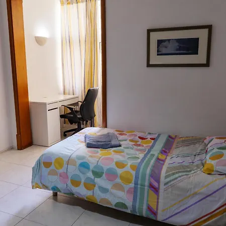 St Julians Balutta Bay Huge Flat! -2min From Seafront Appartement