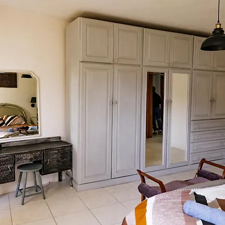St Julians Balutta Bay Huge Flat! -2min From Seafront Apartment