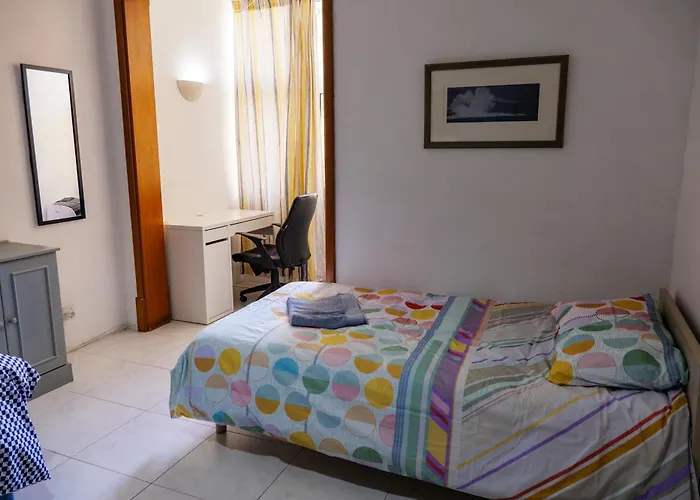 St Julians Balutta Bay Huge Flat! -2min From Seafront Appartement