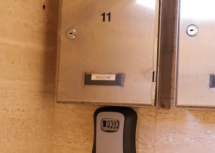 St Julians Balutta Bay Huge Flat! -2min From Seafront