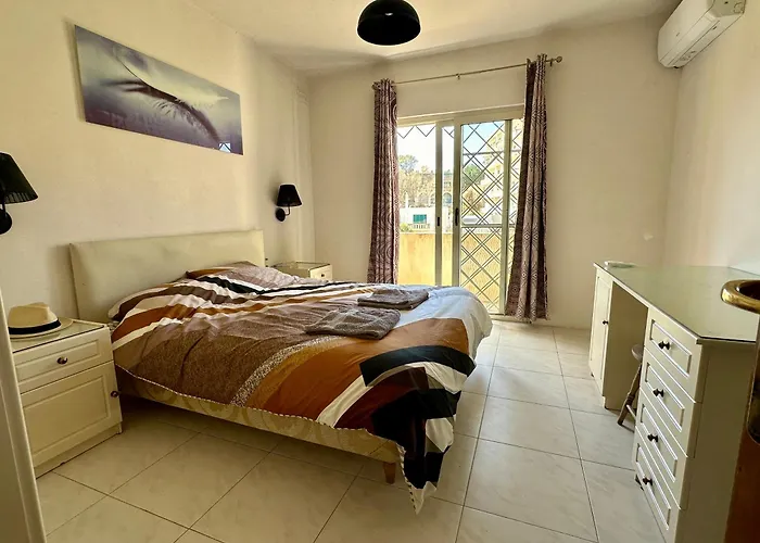 St Julians Balutta Bay Huge Flat! -2min From Seafront Appartement